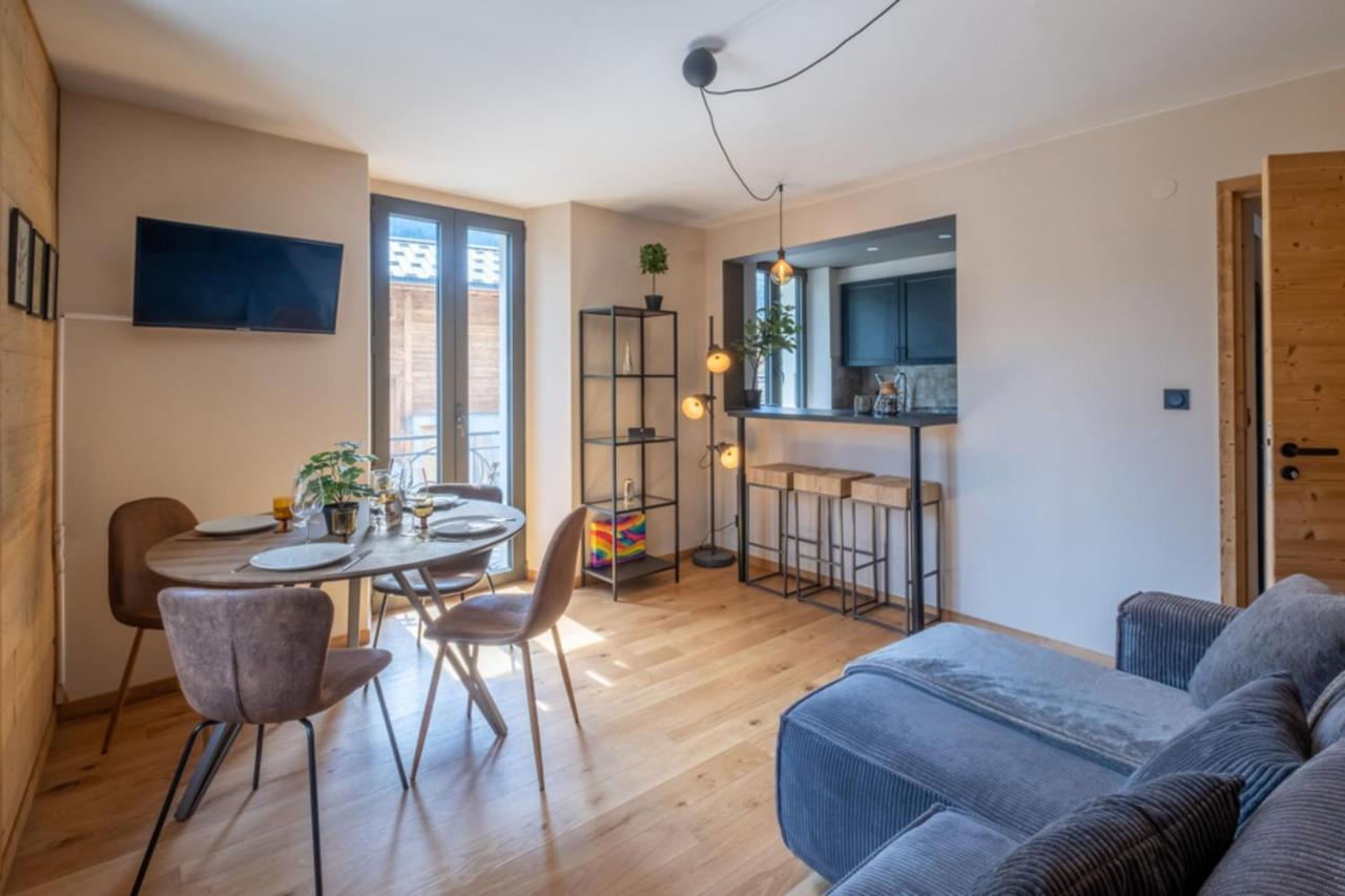Newly Renovated Apartment With Mont Blanc View Chamonix Ngoại thất bức ảnh