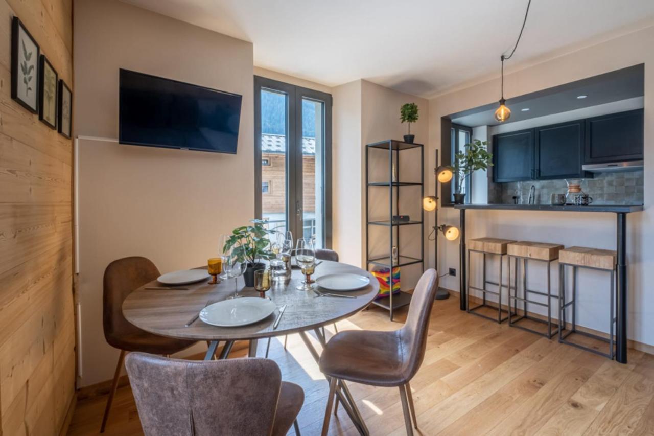 Newly Renovated Apartment With Mont Blanc View Chamonix Ngoại thất bức ảnh